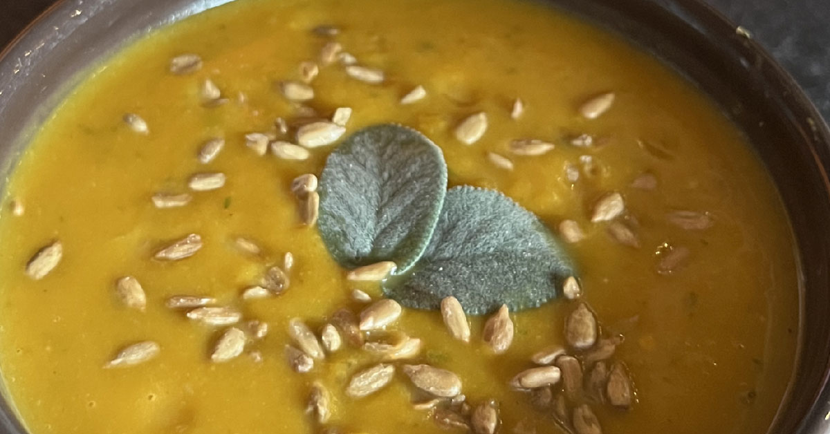 Cozy Healthy Pumpkin Soup Recipe