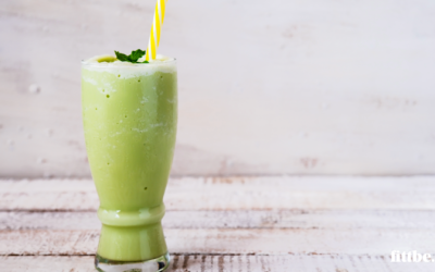 Matcha & Mango Smoothie Recipe for a Nutrient Packed Power Combo!